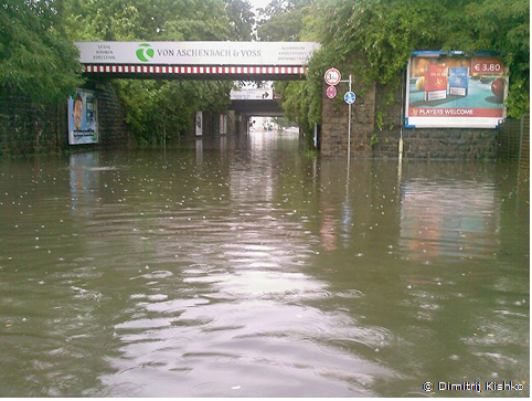 Überflutungen nach schwerem Gewitter in Krefeld