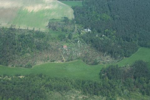 Zerstörungen bei Moschwig - Pilot: D. Bäcker, Foto: N. Rupsch