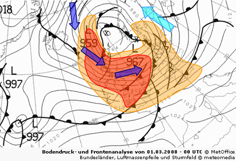 Bodendruck- und Frontenanalyse mit Sturm- und Orkanfeld sowie Luftmassenpfeilen